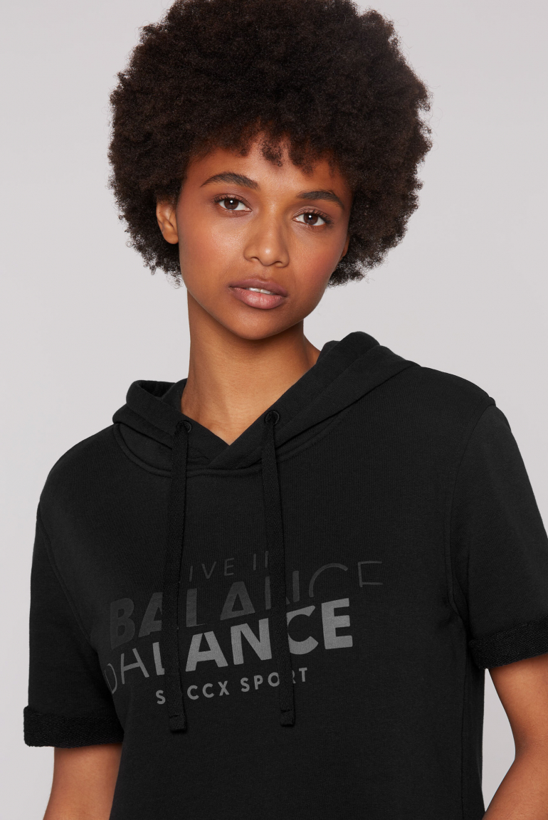 Kurzes Hoodie-Kleid mit Logo Prints