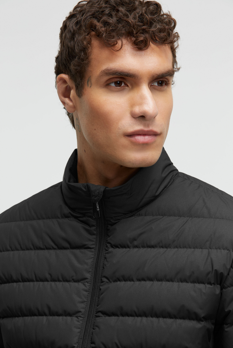 Leichte Daunenjacke