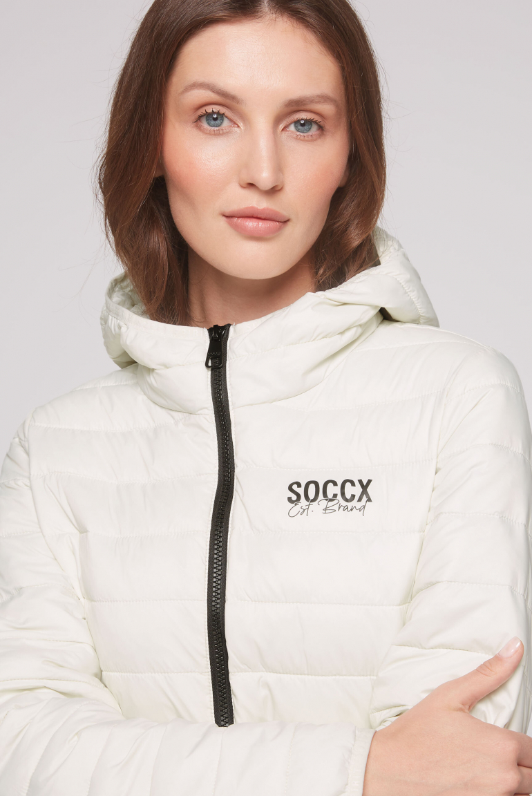 Leichte Steppjacke mit Kapuze