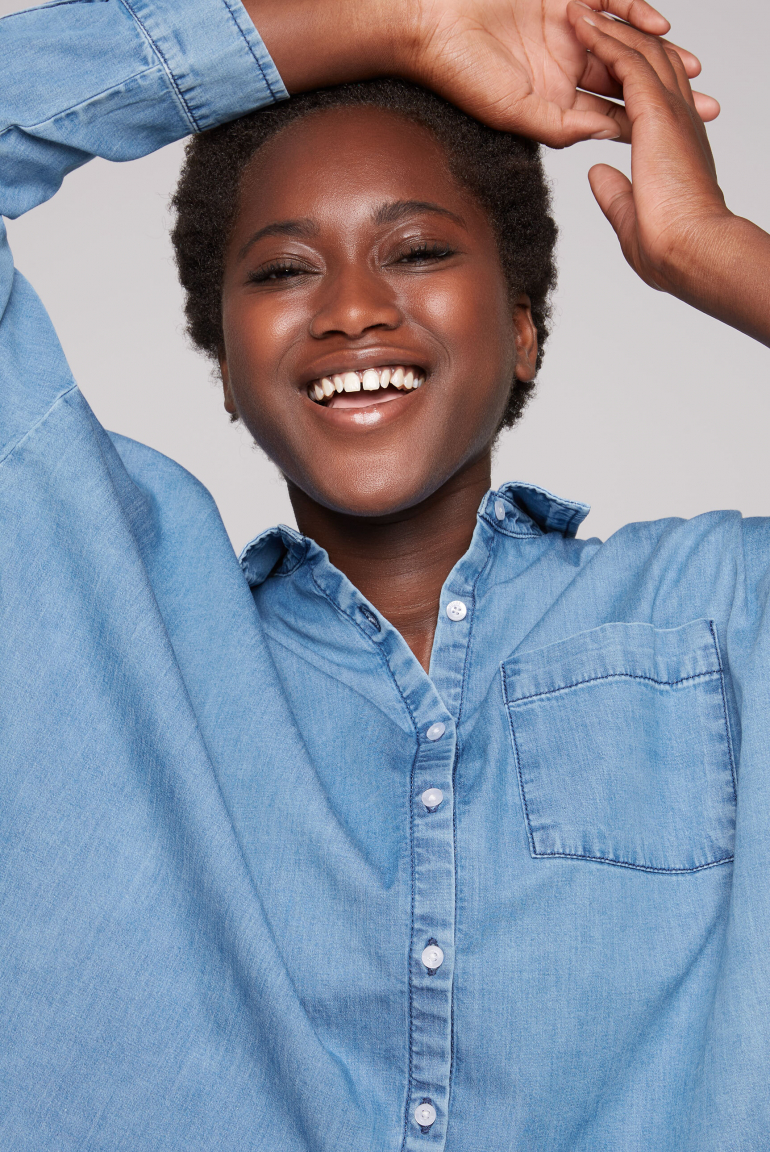 Oversized Denim-Bluse mit Print