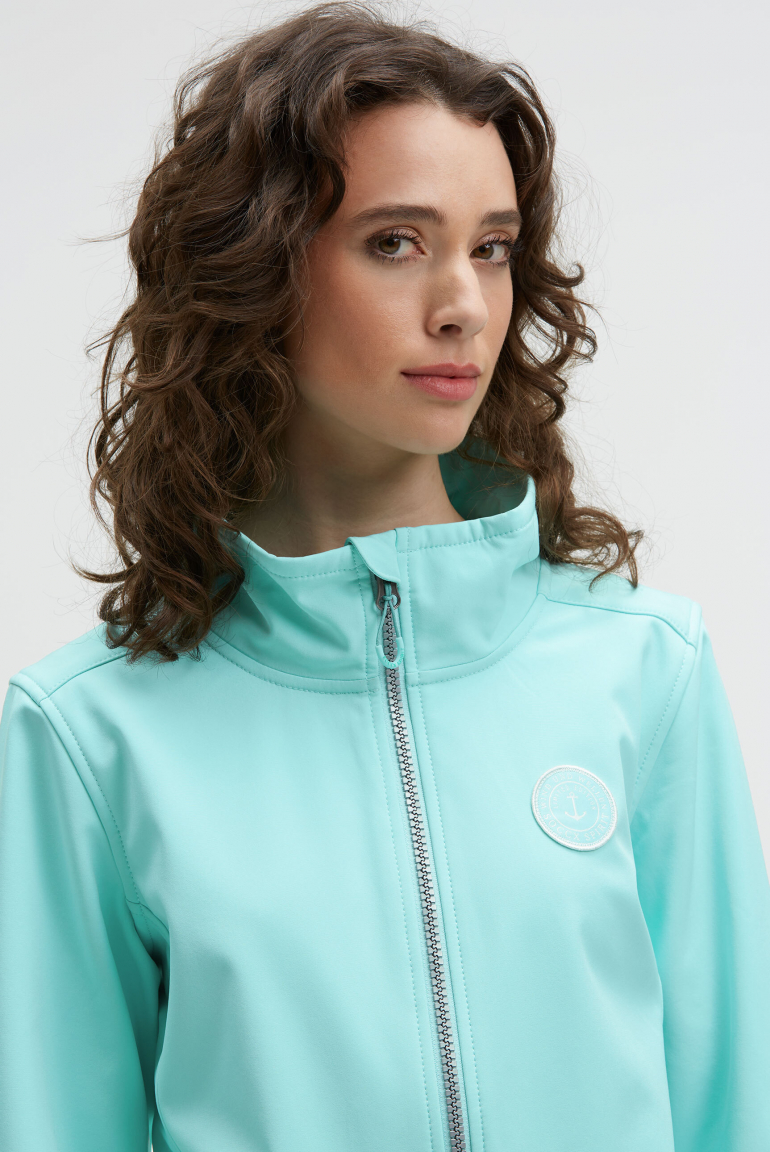 Softshelljacke mit Ärmelprint und Stickereien