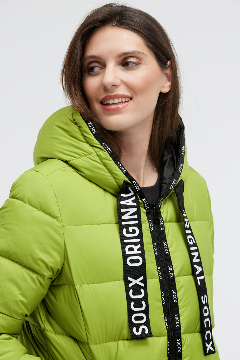 Steppjacke mit Kapuze und Logo-Bändern