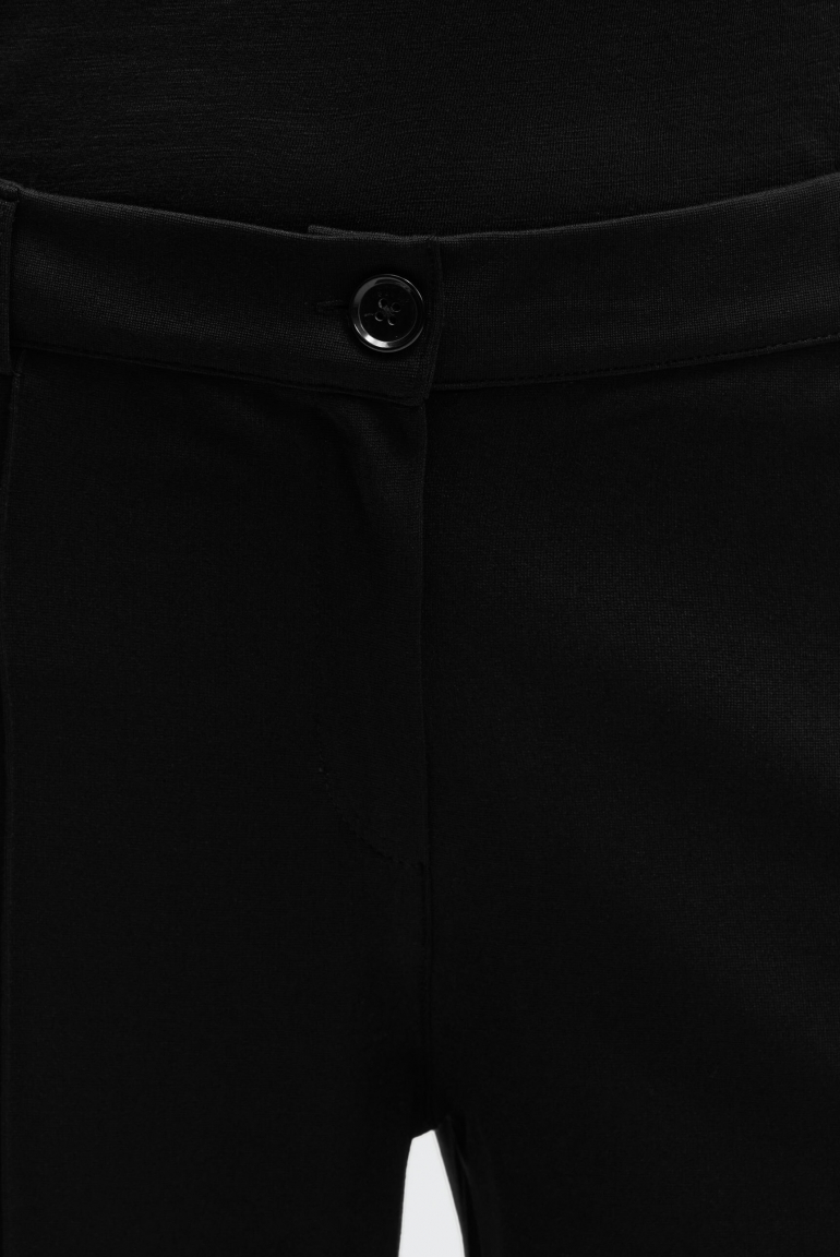 Stoffhose aus Interlock mit Biesen