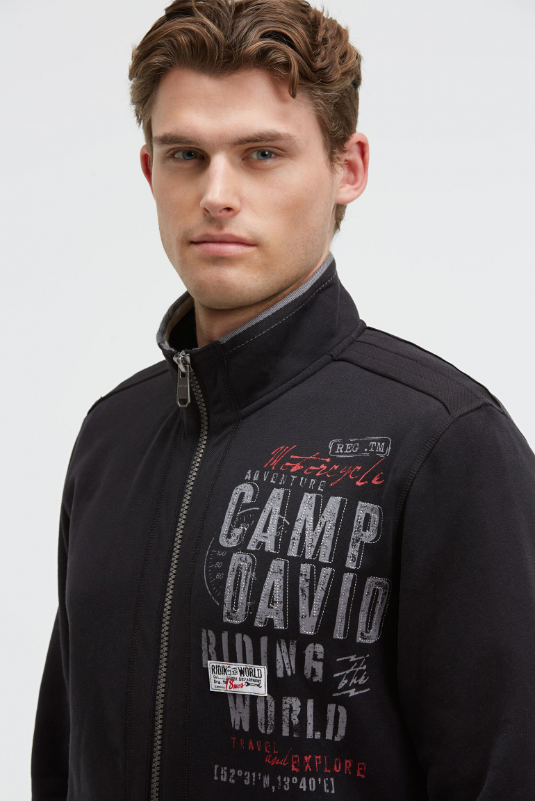 Sweatjacke mit Pikee-Tapes und Artwork