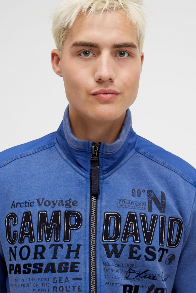 Sweatjacke mit Ripstop-Details und Label-Applikationen