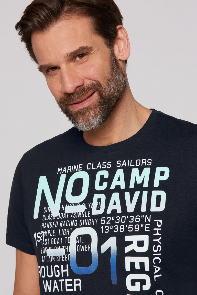 T-Shirt mit Colour Gradient Print