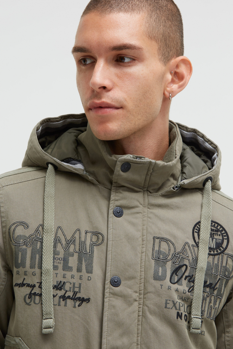 Wattierter Blouson mit Kapuze und Artworks