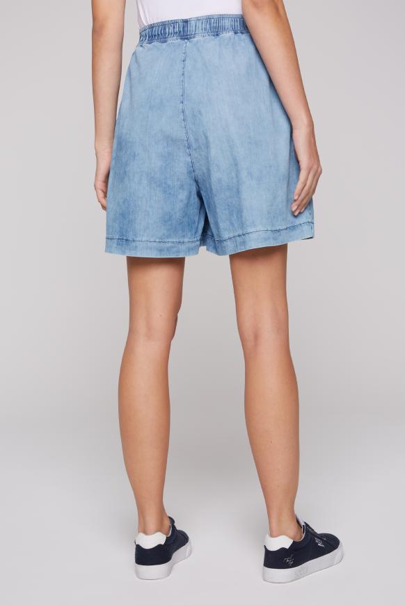 Jeans Shorts mit Wascheffekten