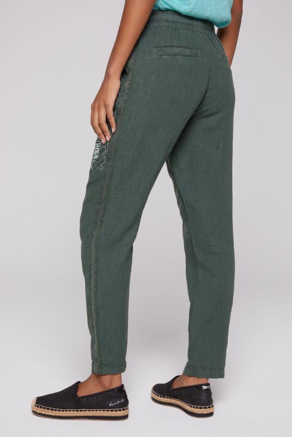 Leinenhose mit Seitentape und Label Print