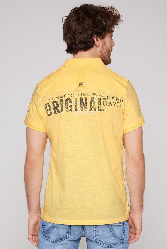 Polo im Vintage Look mit Tapes und Prints