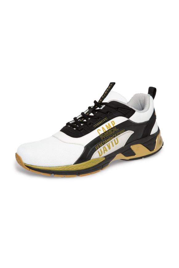 Premium Sneaker im Materialmix