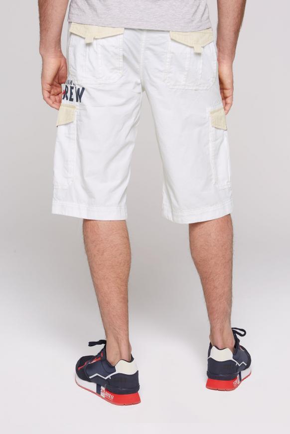 Skater Shorts mit Tapes, Prints und Stickereien