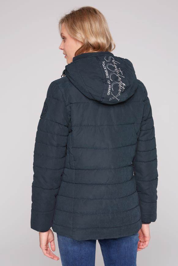 Steppjacke mit abtrennbarer Kapuze