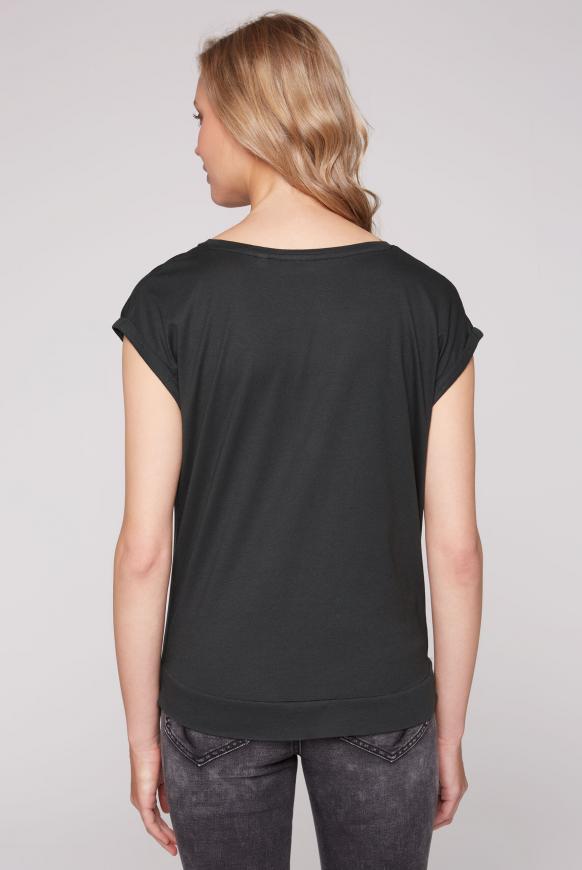 T-Shirt mit Knoten und Label Print