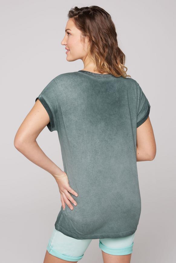 T-Shirt mit Raffung und Pailletten-Artwork