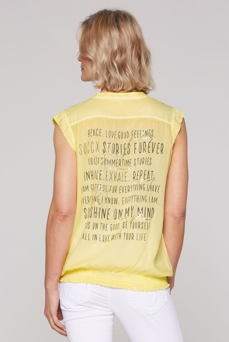 Ärmellose Bluse mit gesmoktem Saum und Rückenprint