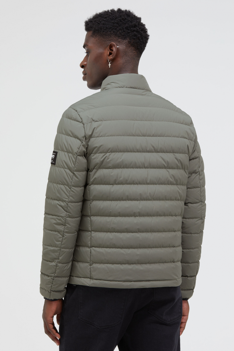 Leichte Daunenjacke