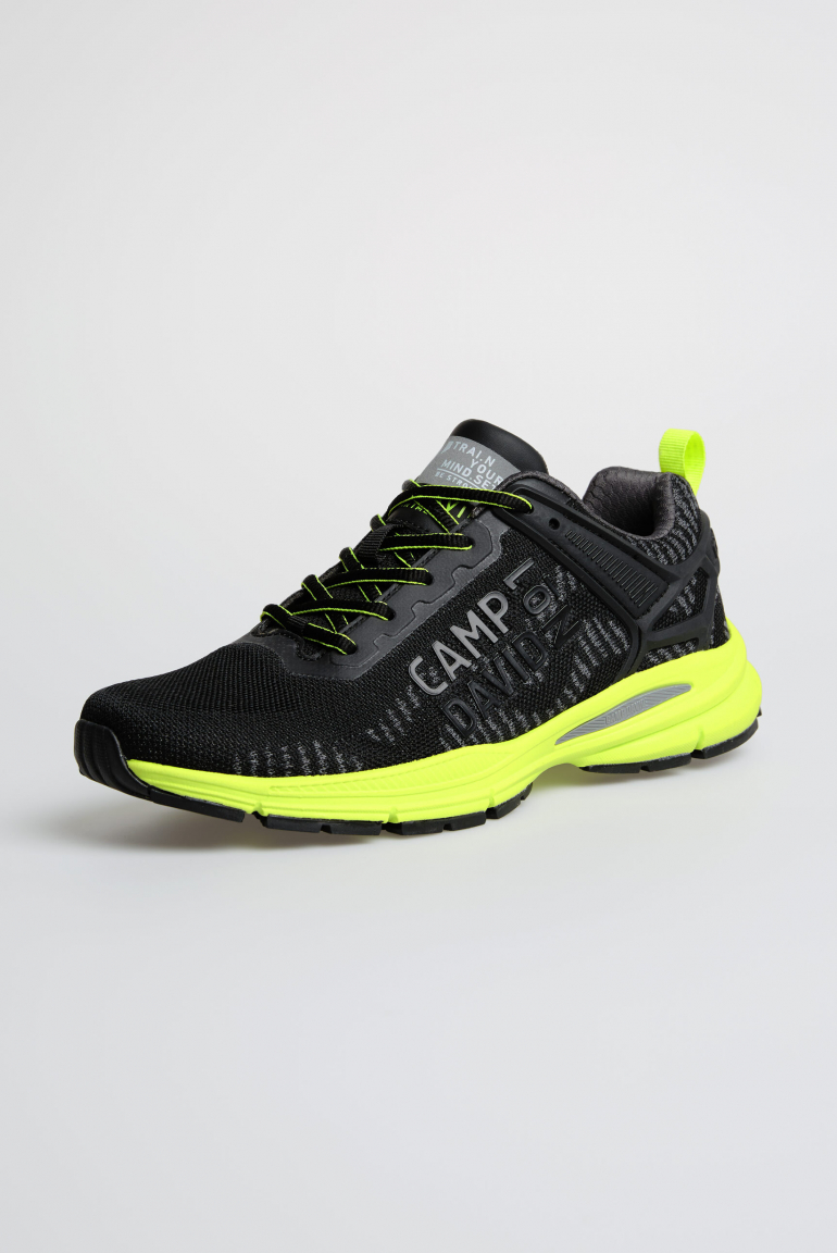 Leichter Sneaker im Knit-Design mit Logo Artwork