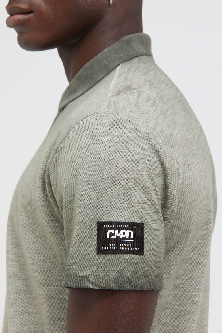 Poloshirt aus Slub-Pikee Inside Oil Dyed