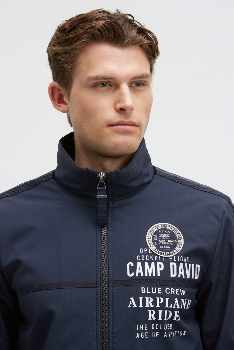 Softshell-Blouson mit Tapes und Artworks