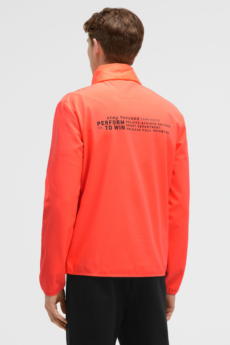 Softshelljacke im Materialmix mit Rücken-Artwork