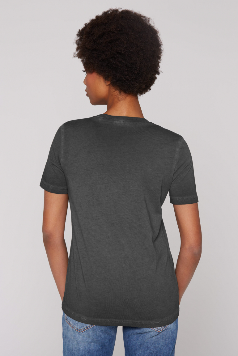 T-Shirt Inside Oil Dyed mit Pailletten-Wording