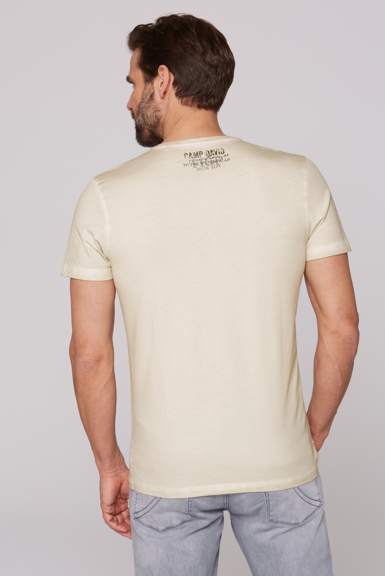 T-Shirt mit Label Prints im Used Look