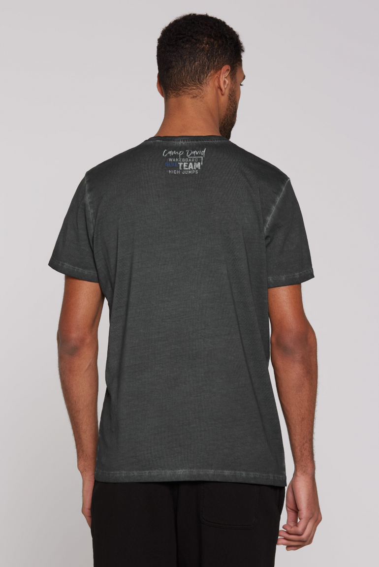 T-Shirt Oil Dyed mit Logo Artworks