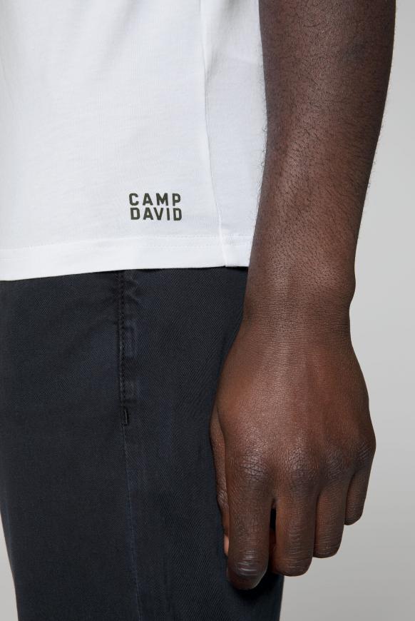 Basic T-Shirt mit Rundhalsausschnitt