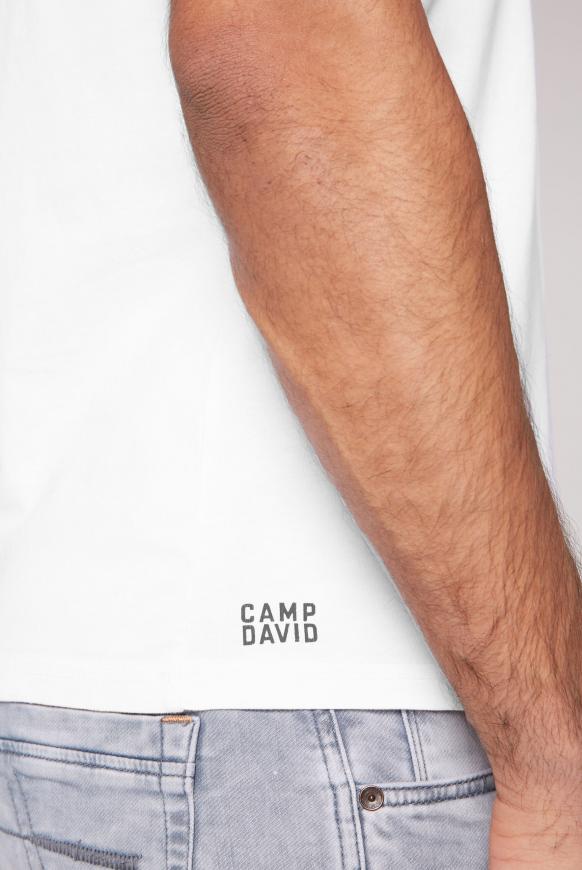 Basic T-Shirt mit V-Ausschnitt