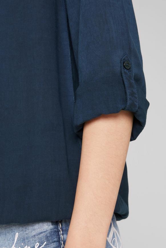 Bluse mit Kapuze und Wording Prints