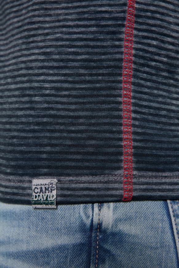 Gestreiftes Muskelshirt mit Ausbrenner-Effekten