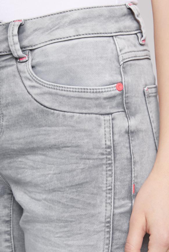 Jeans CH:AR mit geradem Bein