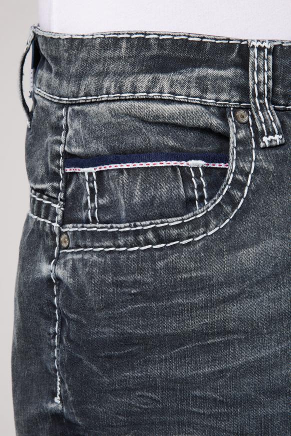 Jeans CO:NO mit Vintage-Waschung