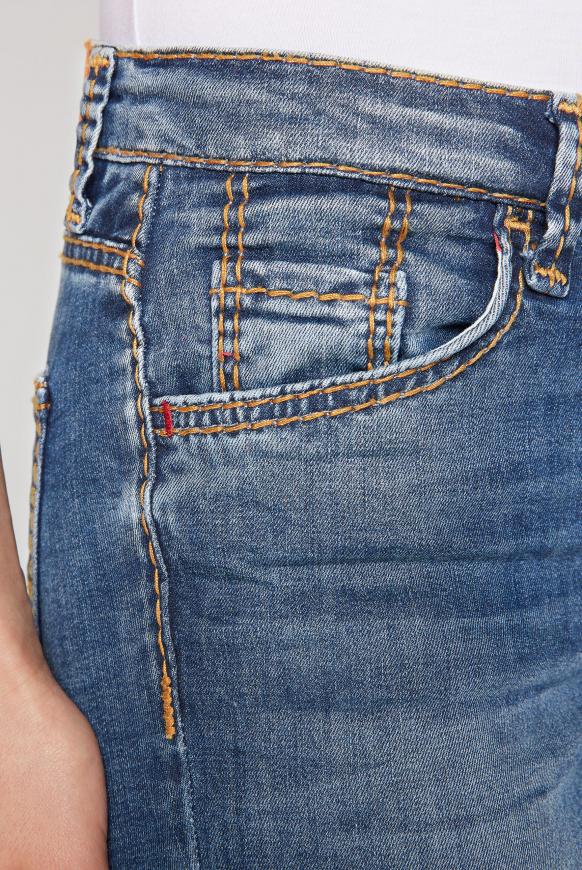 Jeans MI:RA im Vintage Look