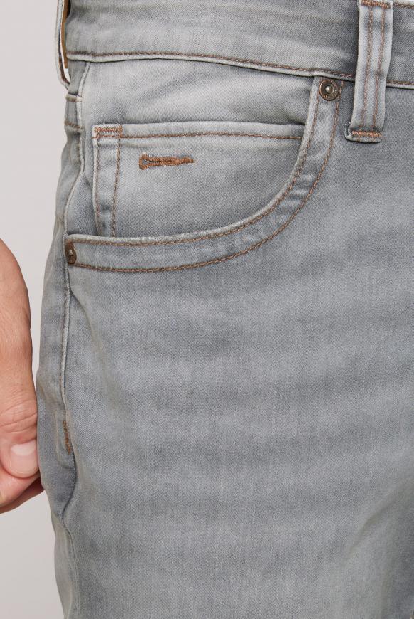 Jeans NI:CO mit Used-Effekten