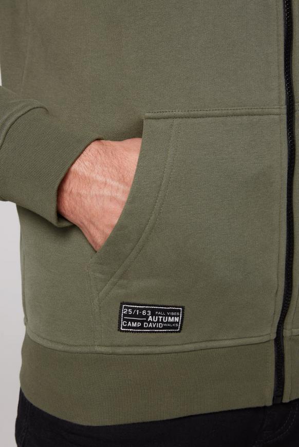 Kapuzensweatjacke mit Patches