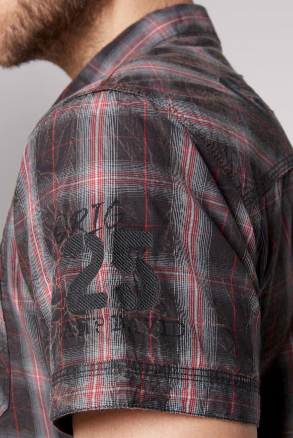Karohemd Acid Washed mit Label-Applikationen