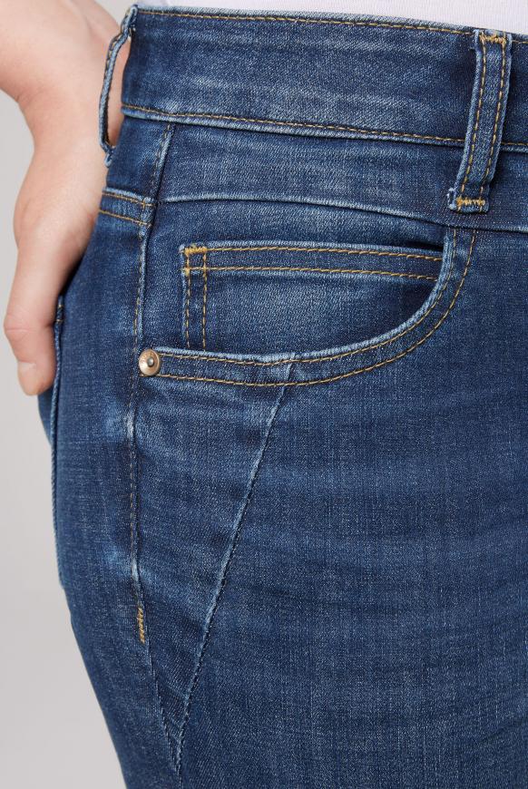 MI:RA Jeans mit Knopfleiste