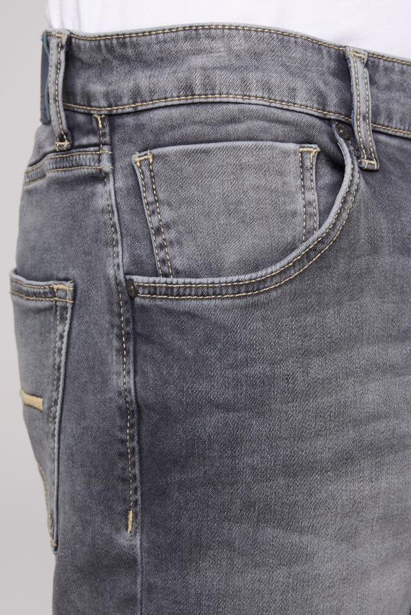 Skater Jeans Shorts MA:X aus Jogg-Denim