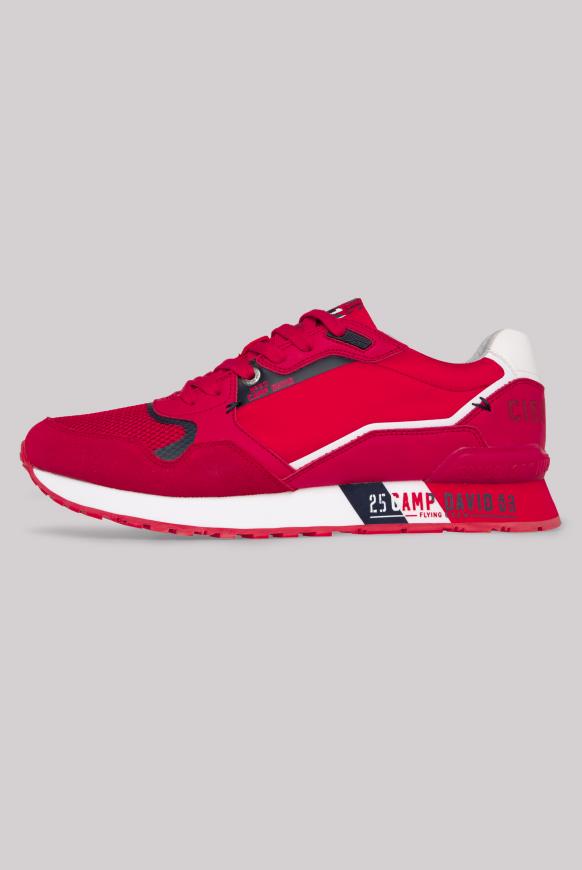 Sneaker im Retro Look mit Logo Artworks