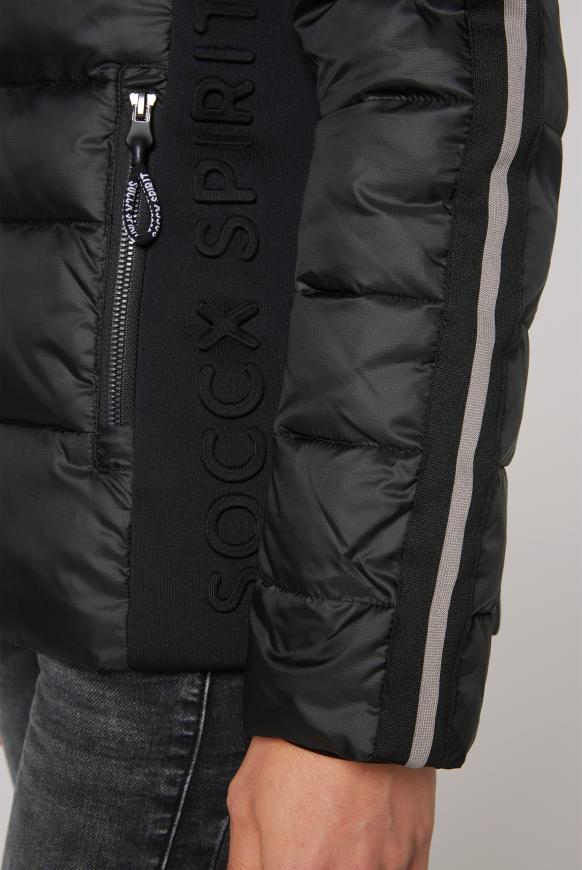 Steppjacke mit geprägten Logo Artworks
