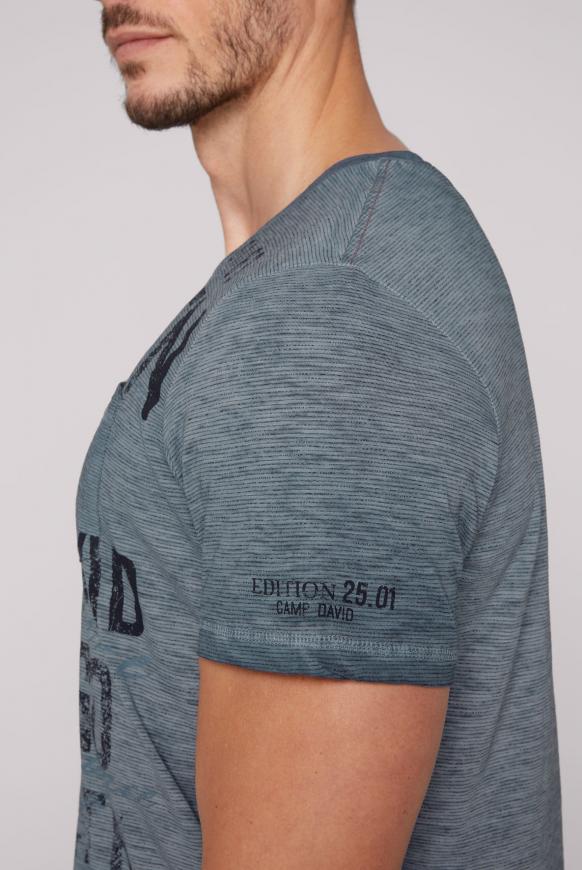 Streifenshirt mit V-Neck und Used Print