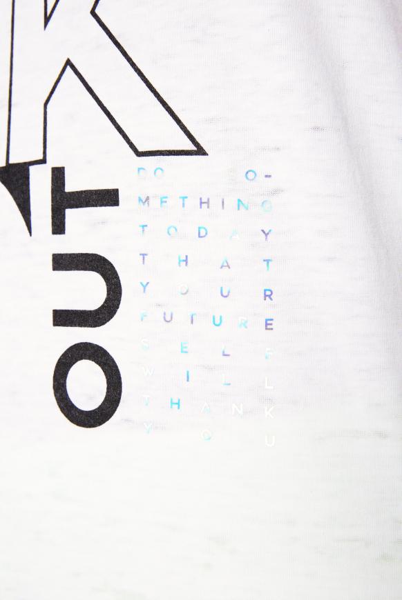 T-Shirt mit Ausbrenner-Effekten