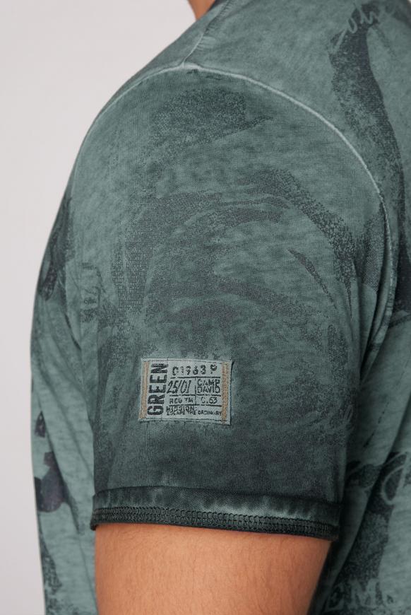 T-Shirt mit V-Neck und All Over Print