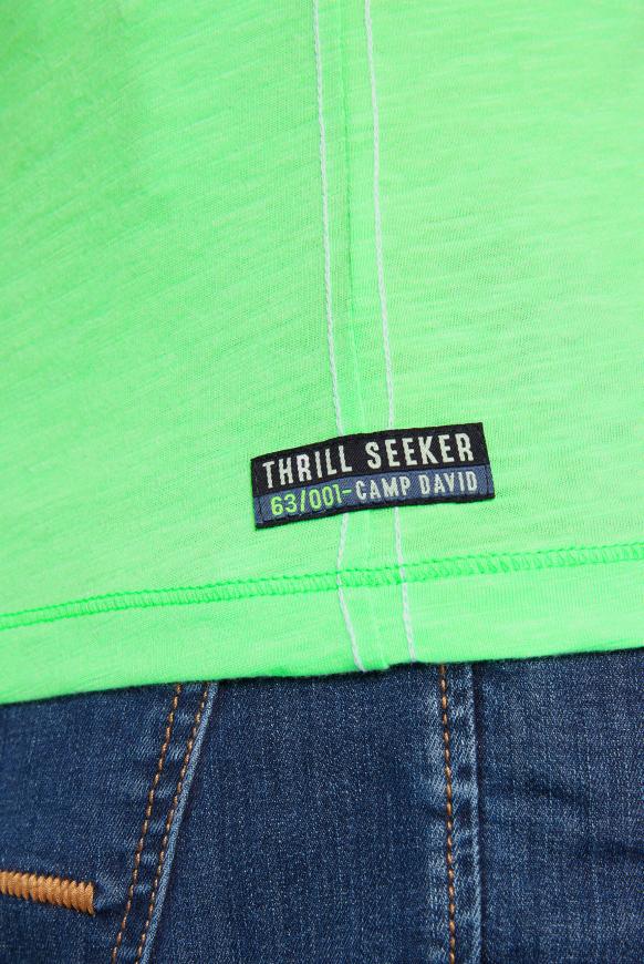 T-Shirt mit V-Neck und Photoprint