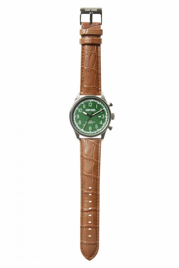 Uhr aus Stahl mit strukturiertem Lederarmband