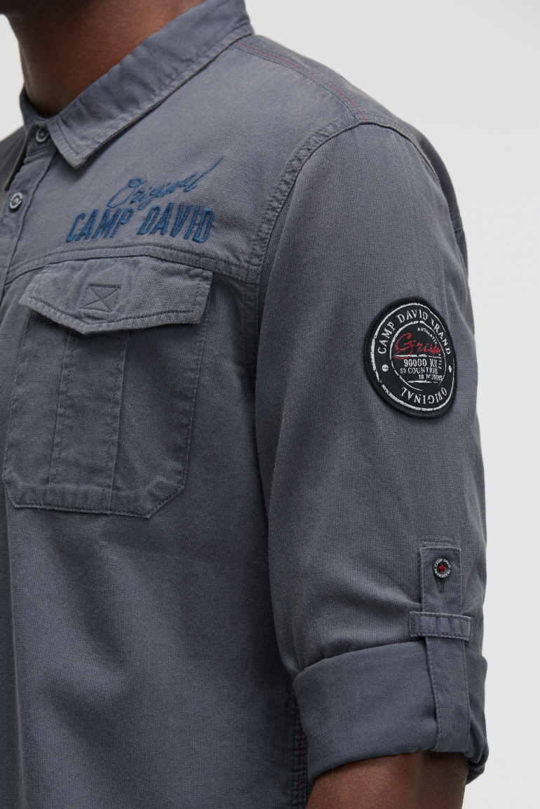 Cargohemd mit Rippstruktur und Logo-Stickereien