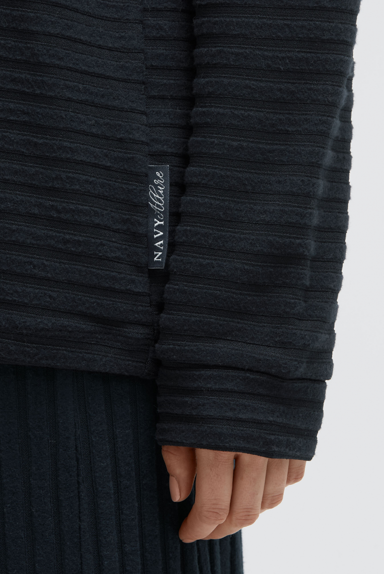 Flauschstrickpullover mit Rippstruktur und Gummizugsaum