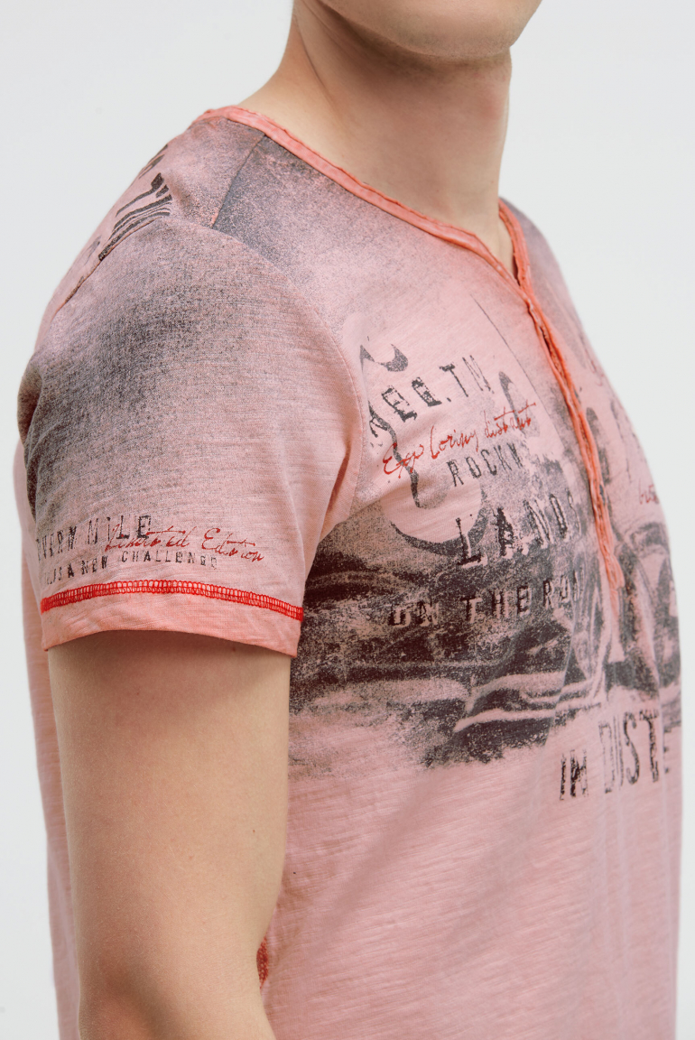 Henley-Shirt im Used Look mit Photoprint